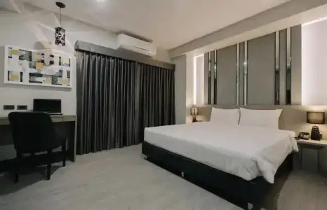 Arista Ubon - 19