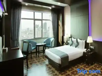 Park Regis Lotus - 52