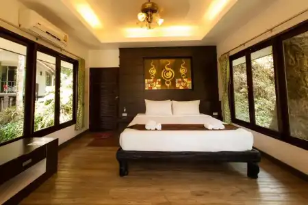 Rock And Treehouse Resort - 18