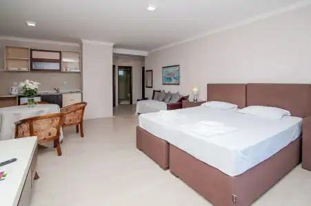 Open Sea Luxury Apartments - 41