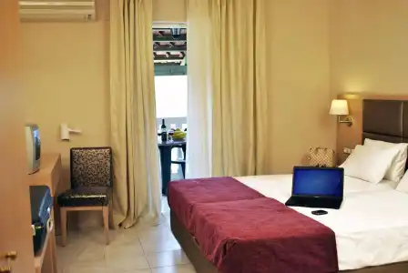 Plessas Palace - 0