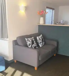 Fountain Court Motel - 24