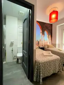 Hostal Paco's - 32