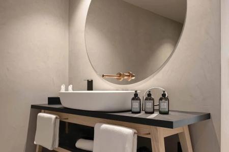Amrai Suites - 168
