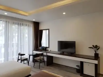 Helenhalong - 3