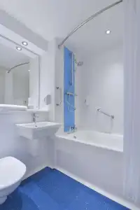 Travelodge London Park Royal - 27