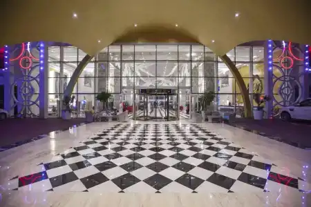 Azura Deluxe Resort & Spa - Ultra All Inclusive - 16