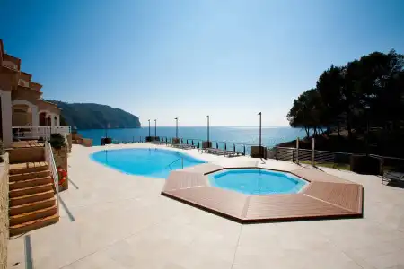 Bahía Suites Camp de Mar - 16