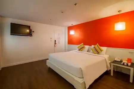 First House - 33