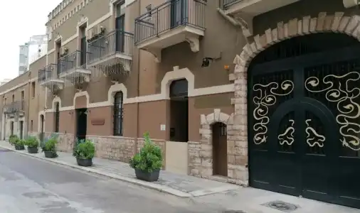 Iron by Residence Moderno - 0