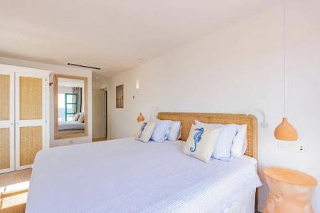 The Sea Club - 132