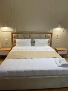 Arial Penthouse Suites - 247