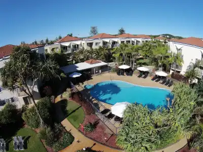 Golden Riviera Beach Resort - 11