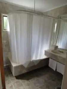 Beetham Park Motel - 7