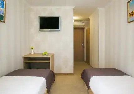 Arcadia Apartments - 16