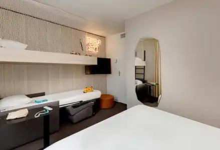 ibis Styles Clermont Ferrand Sud La Pardieu - 51