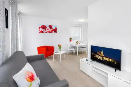 CityWest Apartments - 26
