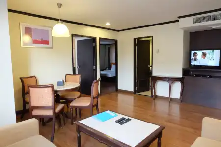 Omni Tower Sukhumvit Nana by Compass Hospitality - 6