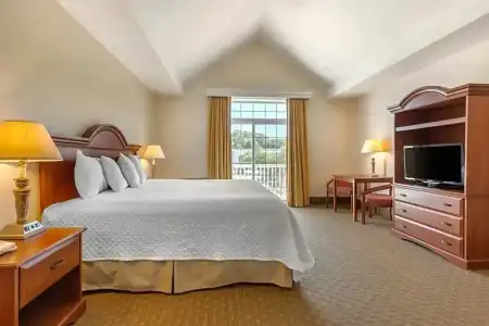 Ogunquit & Suites - 44