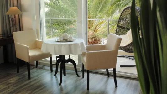 Refresh Boutique Apartments - 232