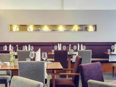 Park Inn by Radisson Düsseldorf Kaarst - 23