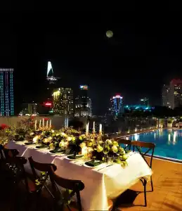 Happy Life Grand & Sky Bar - 52