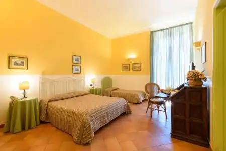 The Lux Napoli Mergellina - 25