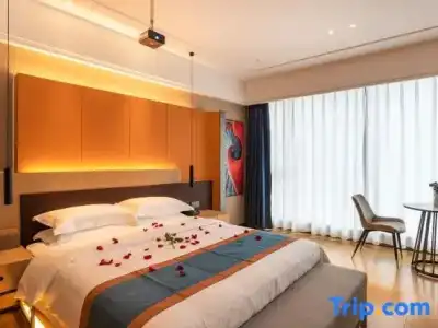Rolling Surf Resort - 353