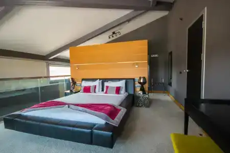 Vernazza Suites - 31