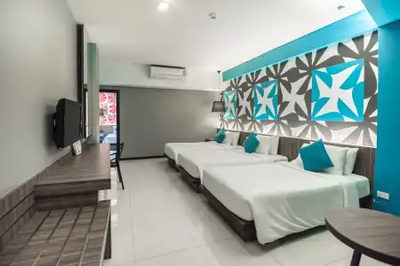 J Residence - 8