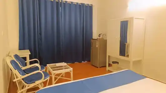 Empire Guest House - 15