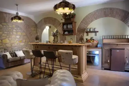 San Salvator Luxury Suites - 14