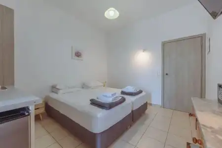 Pavlos Place - 144