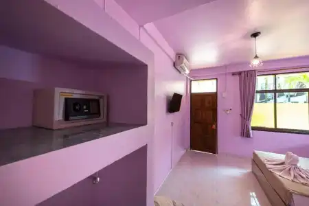 myPatong Social Hostel - 37