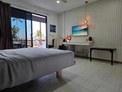 Samui Pier Beach Front Resort - 19