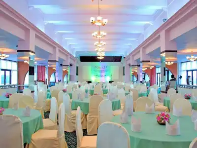 Yangon International - 14