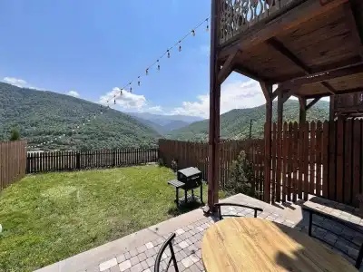 Motives Inn - 111