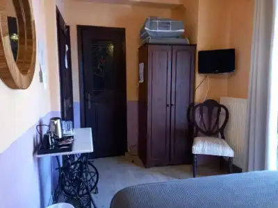 Mythos Guesthouse - 26