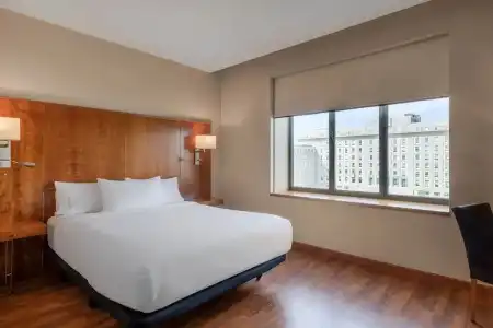 AC Aitana by Marriott - 4