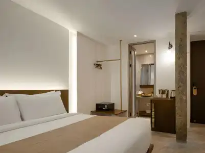 Nidhra Boutique Bangkok - 12