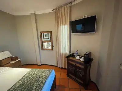 Beyond The Blue Horizon Villa Resort - 76