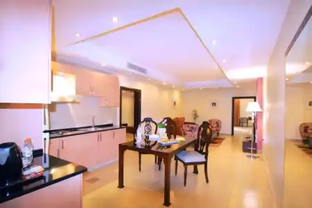 City Rose Suites - 101