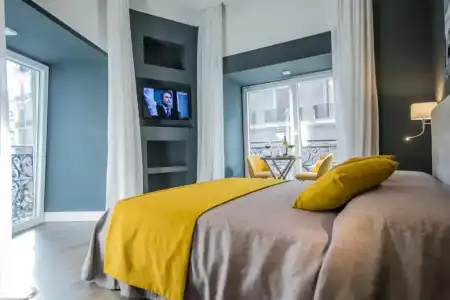 B&B Art House - 82