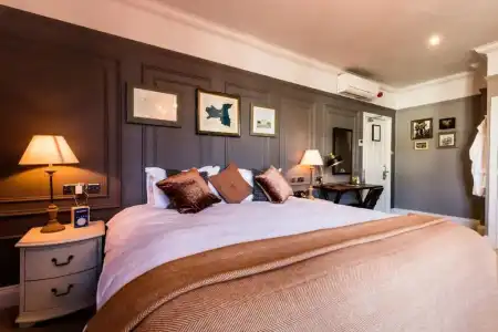 Brewers Inn - 34