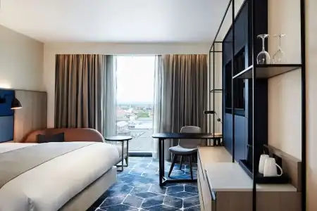 Hyatt Regency - 43