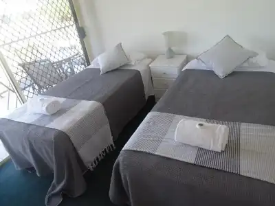 Alexander Beachfront Apartments - 4