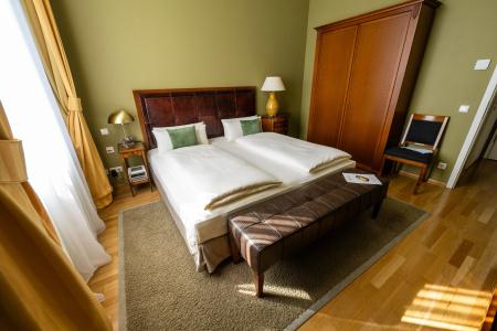 Louisa's Place - 45