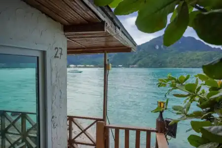 Phi Phi Cozy Seafront Resort - 95