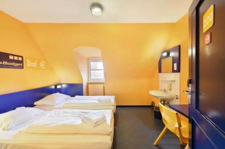 Bed'nBudget Expo-Hostel Rooms - 61