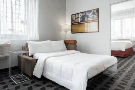 TownePlace Suites by Marriott Venice - 27